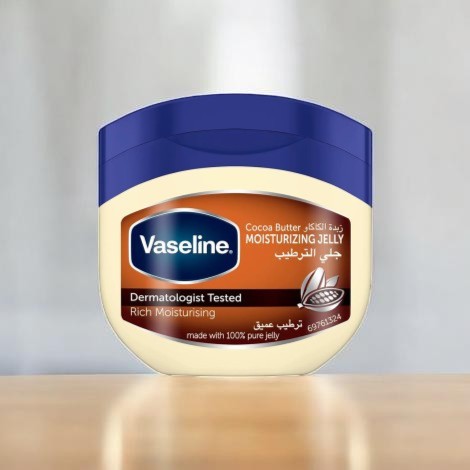 Vaseline Cocoa Butter Moisturizing Jelly 250ml (Saudi Arabia)