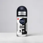 Nivea Men Invisible Black & White Original Roll On 50ml (Indonesia)