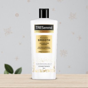 Tresemme Keratin Smooth Conditioner 685ml (Poland)