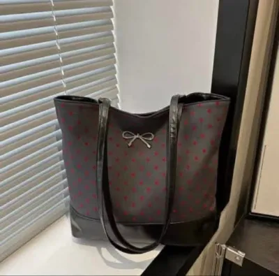 Women's Fashion Bag in PU Leather, 6 Colours
