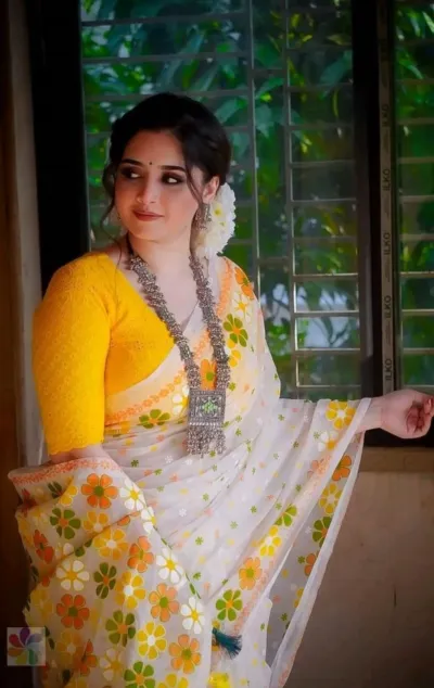 Resham Silk Saree with Screen Print and Matching Blouse Piece