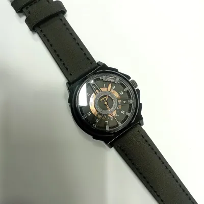 Signature Trendy Men's Watch with Stainless Steel Back