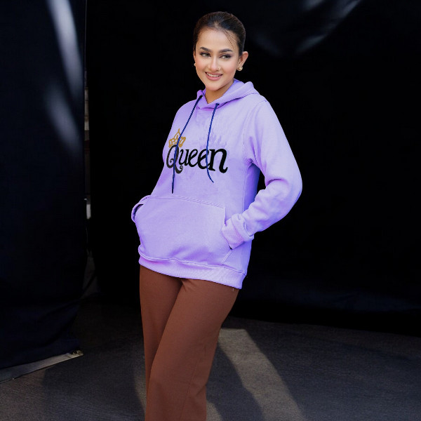 Trendy Stylish Ladies Hoodie (Queen)