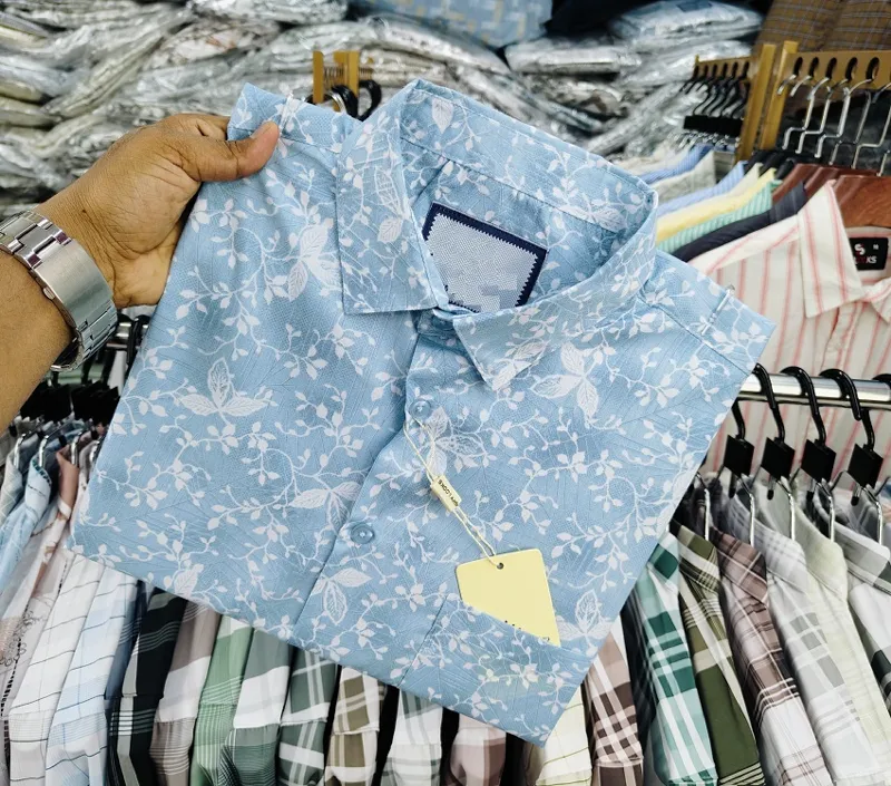 Men's Pure Cotton Half Sleeve Printed Shirt with Matching Buttons