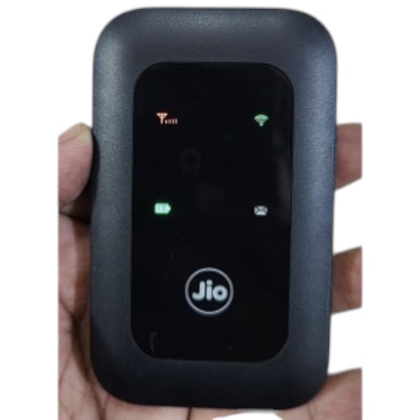 JioFi MF800 4G Wi-Fi Pocket Router