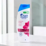Head & Shoulders Smooth & Silky Anti Dandruff Shampoo 350ml (Saudi Arabia)