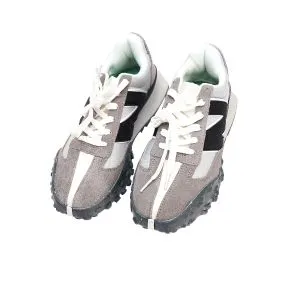 khaki stylish modern Design All Seasons sneaker for men