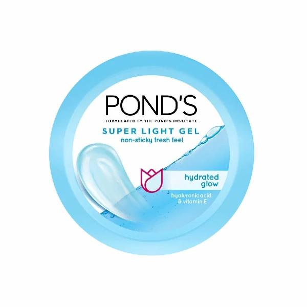 Pond’s Super Light Gel with Hyaluronic Acid + Vitamin E