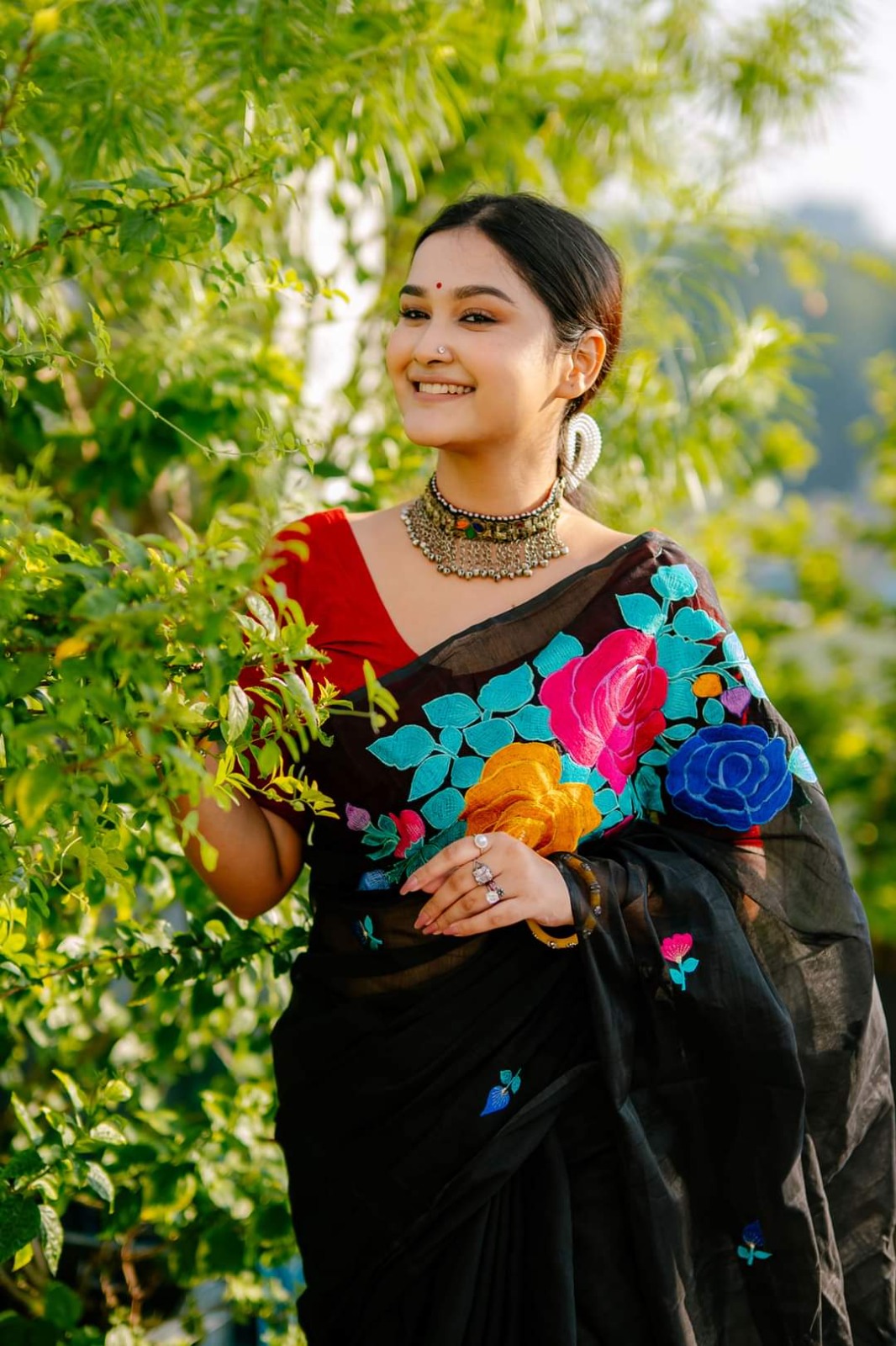 Half Silk Saree with Embroidery Work, 12 Haath, No Blouse