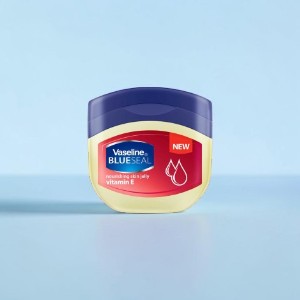 Vaseline Blueseal Vitamin E Nourishing Skin Jelly 50ml (South Africa)