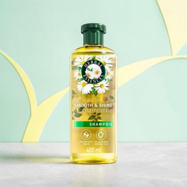 Herbal Essences Smooth & Shine Chamomile Shampoo 400ml (Saudi Arabia)