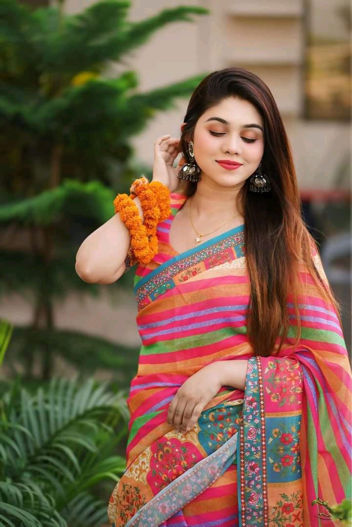 Women's Digital Print Saree with Blouse Piece, 5 Colours