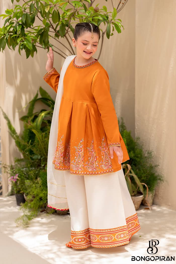 Women's Diamond Georgette Embroidered Three Piece, Chiffon Orna