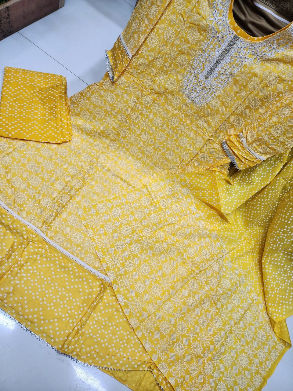 Linen Three Piece with Neck Embroidery, Free Size 42
