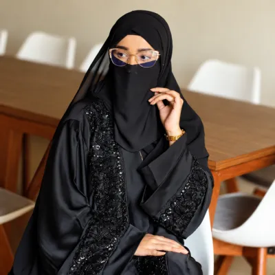 Elegant Karchupi Detail Burqa