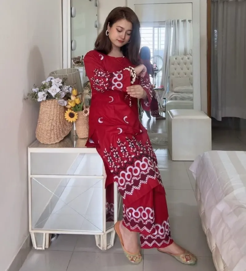 Embroidered Kameez and Salwar Co-Ord Set, TC Cotton, M to XL