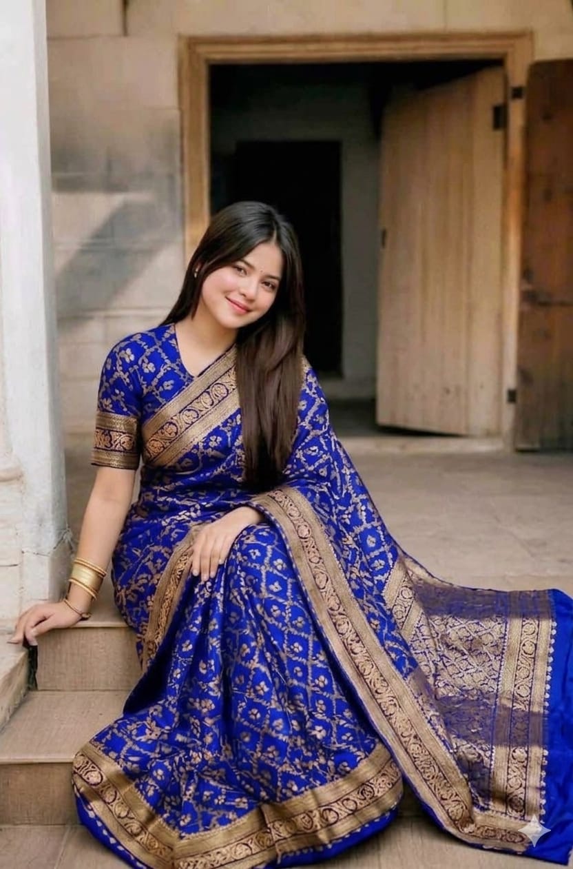 Silk Screen Print Saree with Matching Blouse Piece, 6 Colours