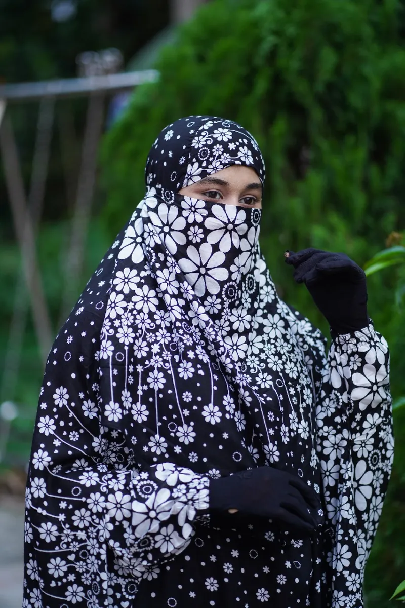 Women's Soft Linen Jilbab, Free Size, 63 Inch Front Length