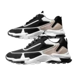 Sports shoe