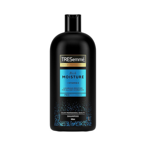 Tresemme Rich Moisture Vitamin E Shampoo 900ml (UK)