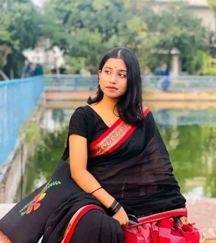 Maslice Pure Cotton Saree with Zari Border and Anchal