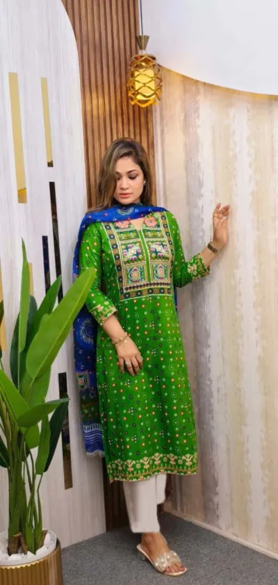 Linen Three Piece with Screen Print and Stone Work, Sizes 40 to 44