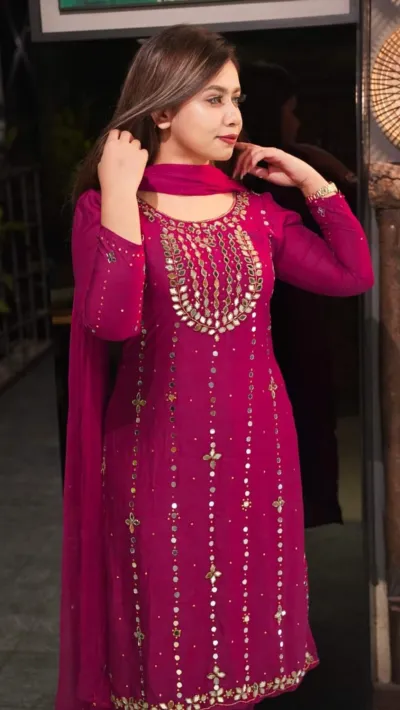 Women's Karchupi Work Three Piece, Chest and Sleeve Detail