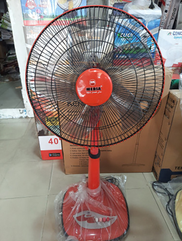 Media Mini Half Stand FAN 18 inches