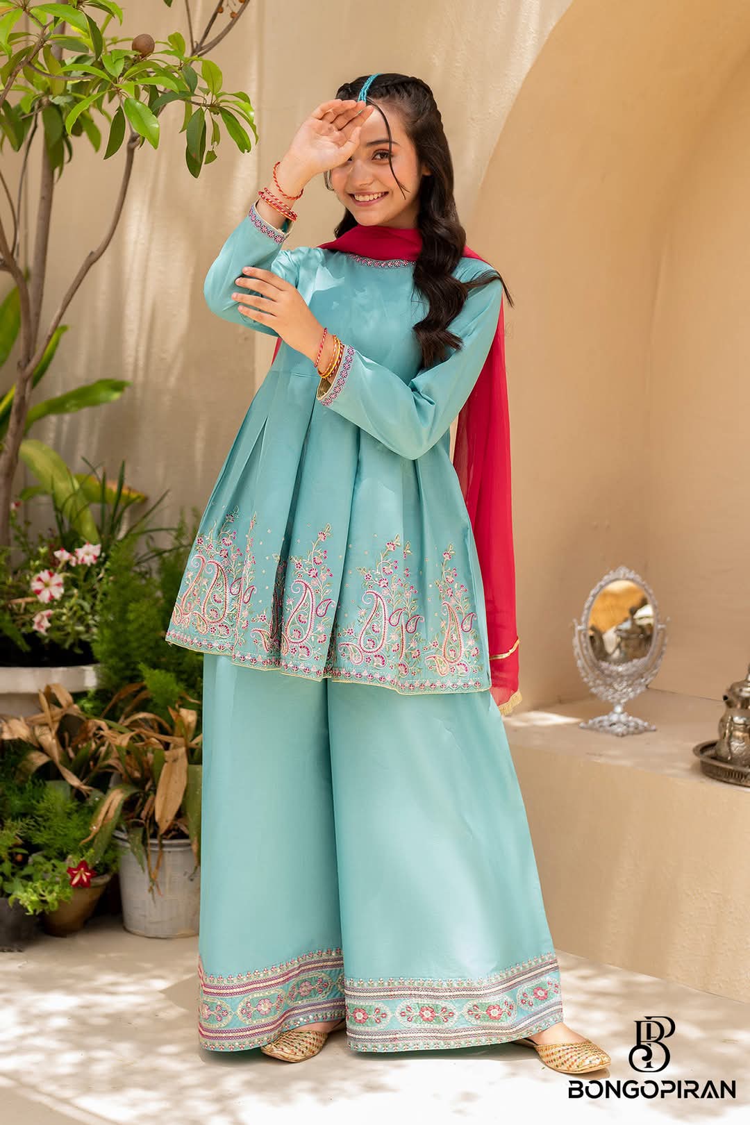 Women's Diamond Georgette Embroidered Three Piece, Chiffon Orna