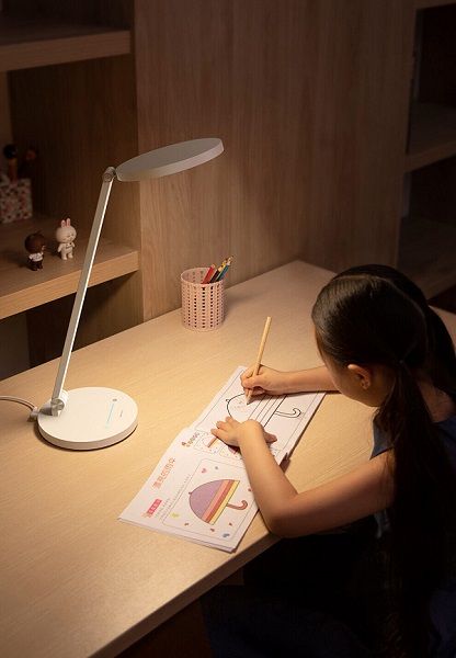 BASEUS Eye-Protective Desk Lamp (DGHY-02)