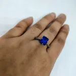 Chowtushkoni Dyuti Women's Ring