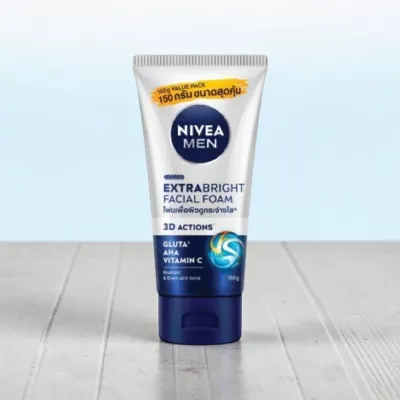 NIVEA Men Extra Bright Gulta AHA Vitamin C Facial Foam 150g  (Togo)