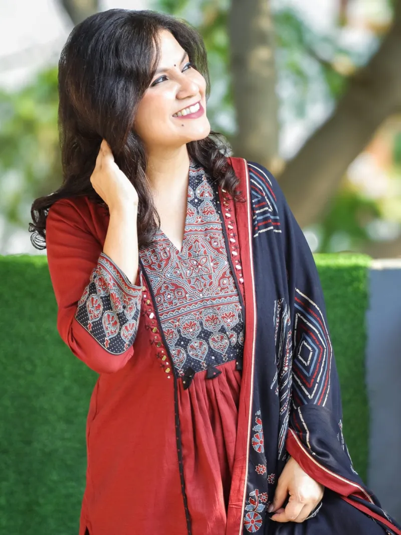 Women's Cotton Salwar Kameez with Digital Print Orna, 36 to 46