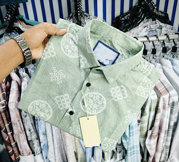 Men's Half Sleeve Print Shirt in Pure Cotton, Slim Fit, 6 Colours