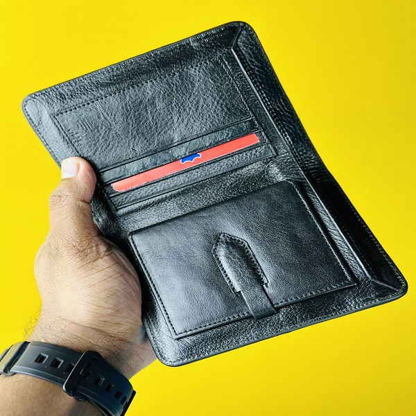 Men’s Stylish Leather Wallet – Black Color