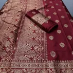 Women's Silk Saree with Skin Print and Matching Blouse Piece