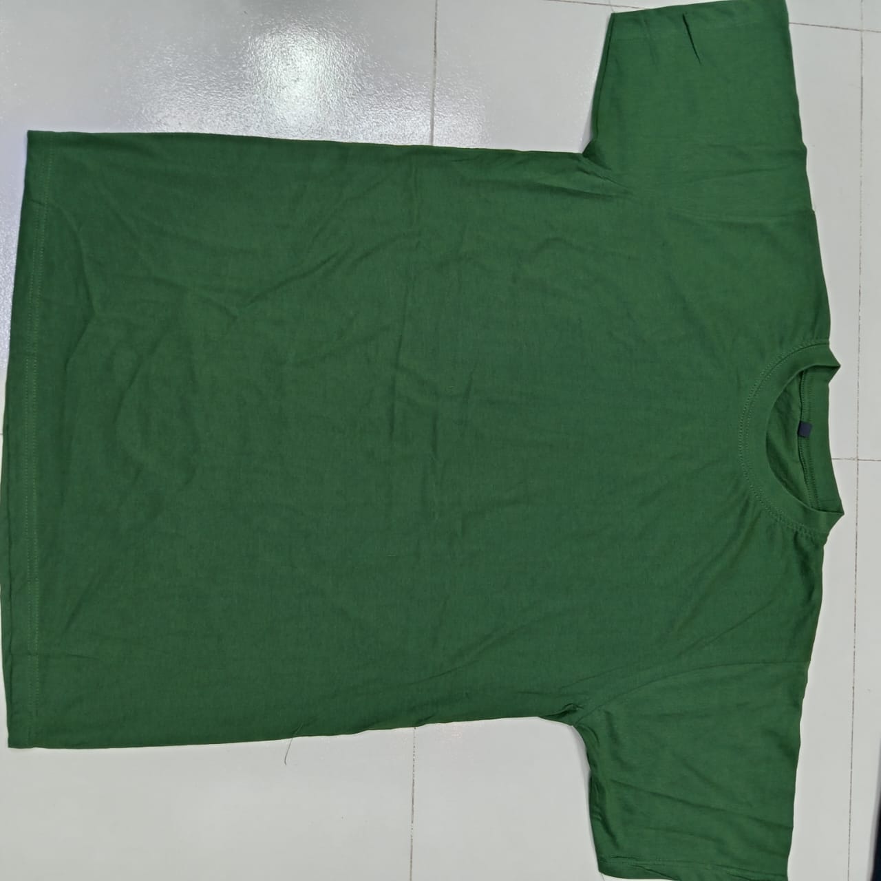 Men's Premium Solid T-Shirt- green