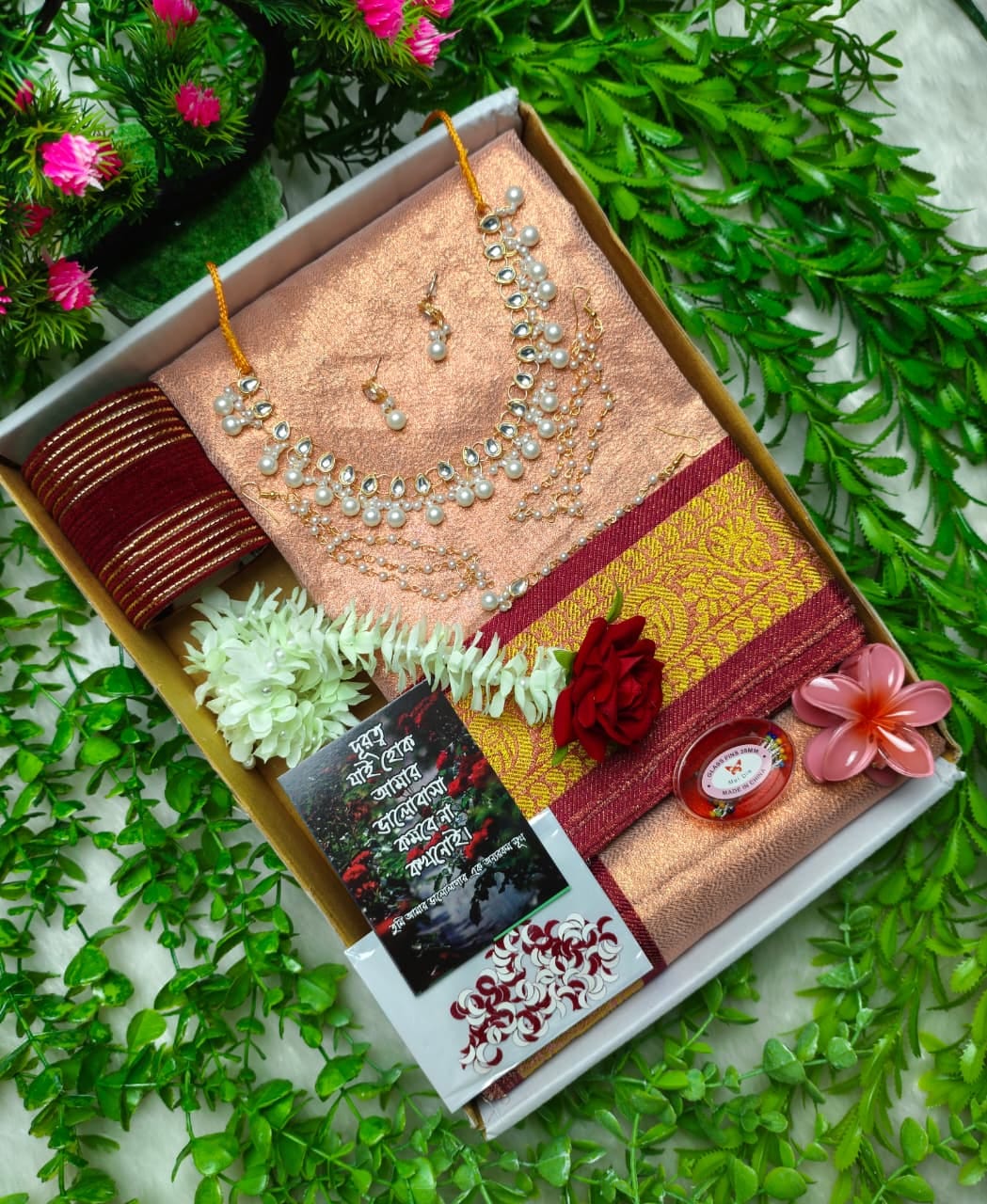 Lama Silk Saree Gift Combo with Kundan Set and Hair Gajra