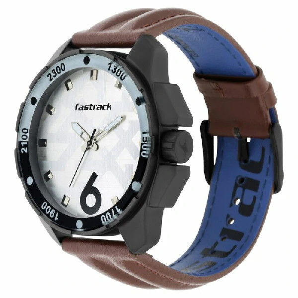 Fastrack NS3084NL04 Hitlist Quartz Analog White Dial Leather Strap Watch