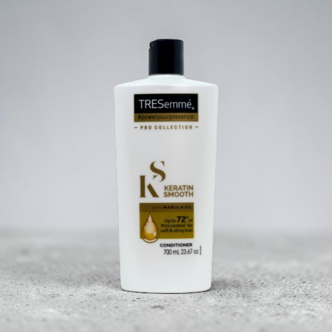 TRESemme Pro Collection Keratin Smooth Conditioner with Marula Oil 700ml