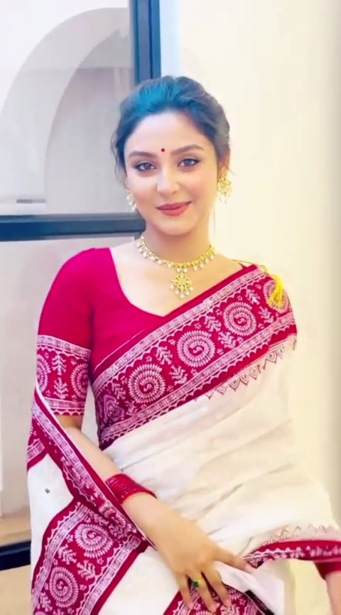 Women's Half Silk Saree with Screen Print and Blouse Piece