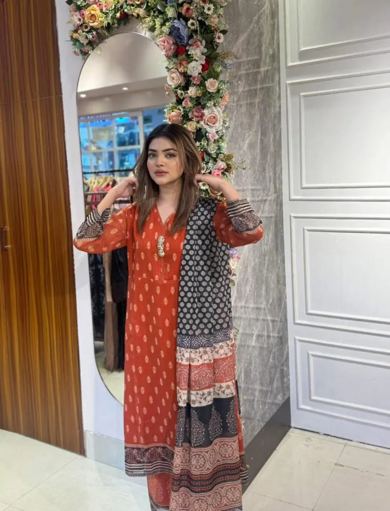 Georgette Digital Print Three Piece with Lined Pant, M to XXL