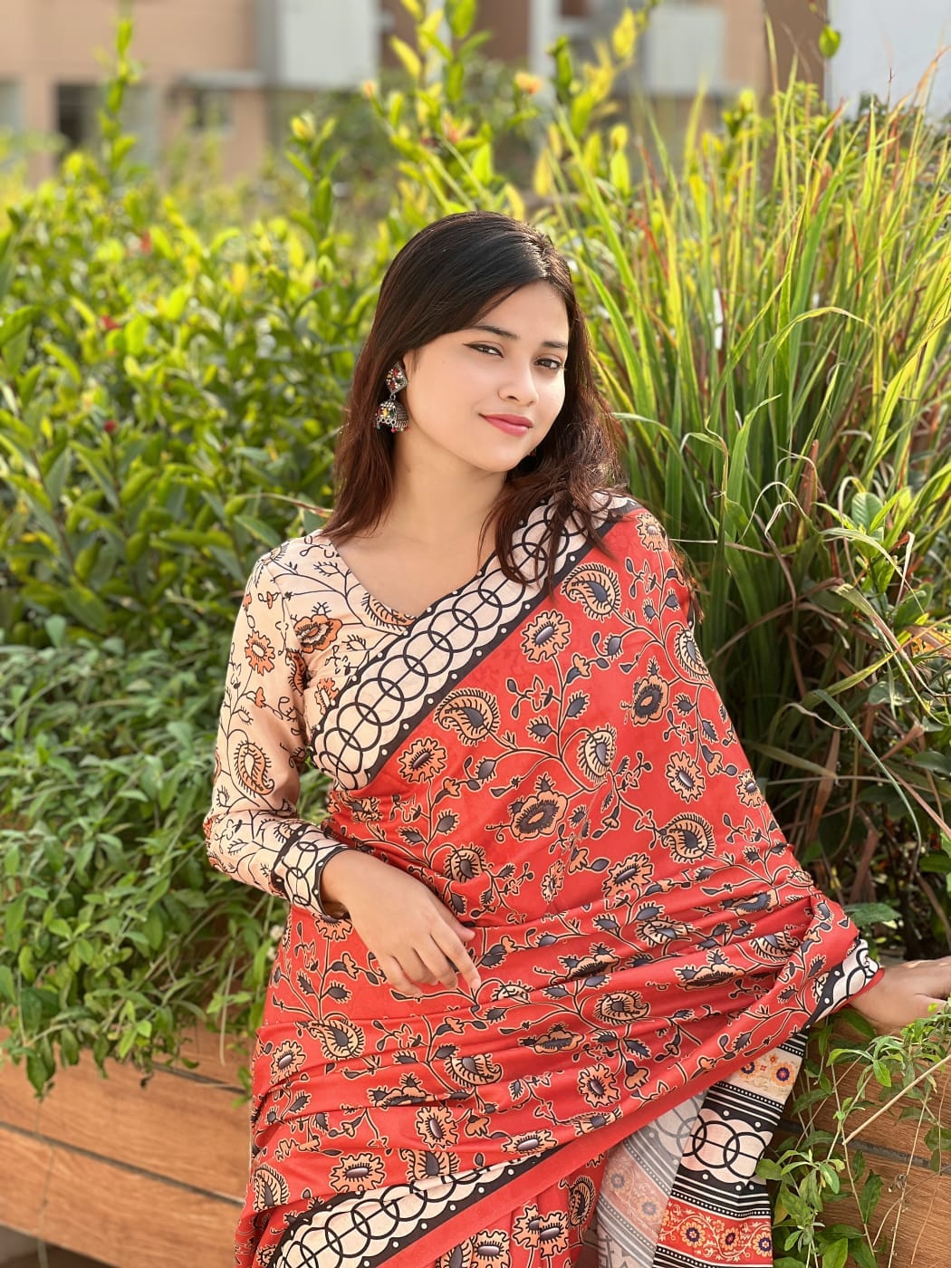 Orpita Silk Digital Print Saree with Matching Blouse, 12.5 Haath