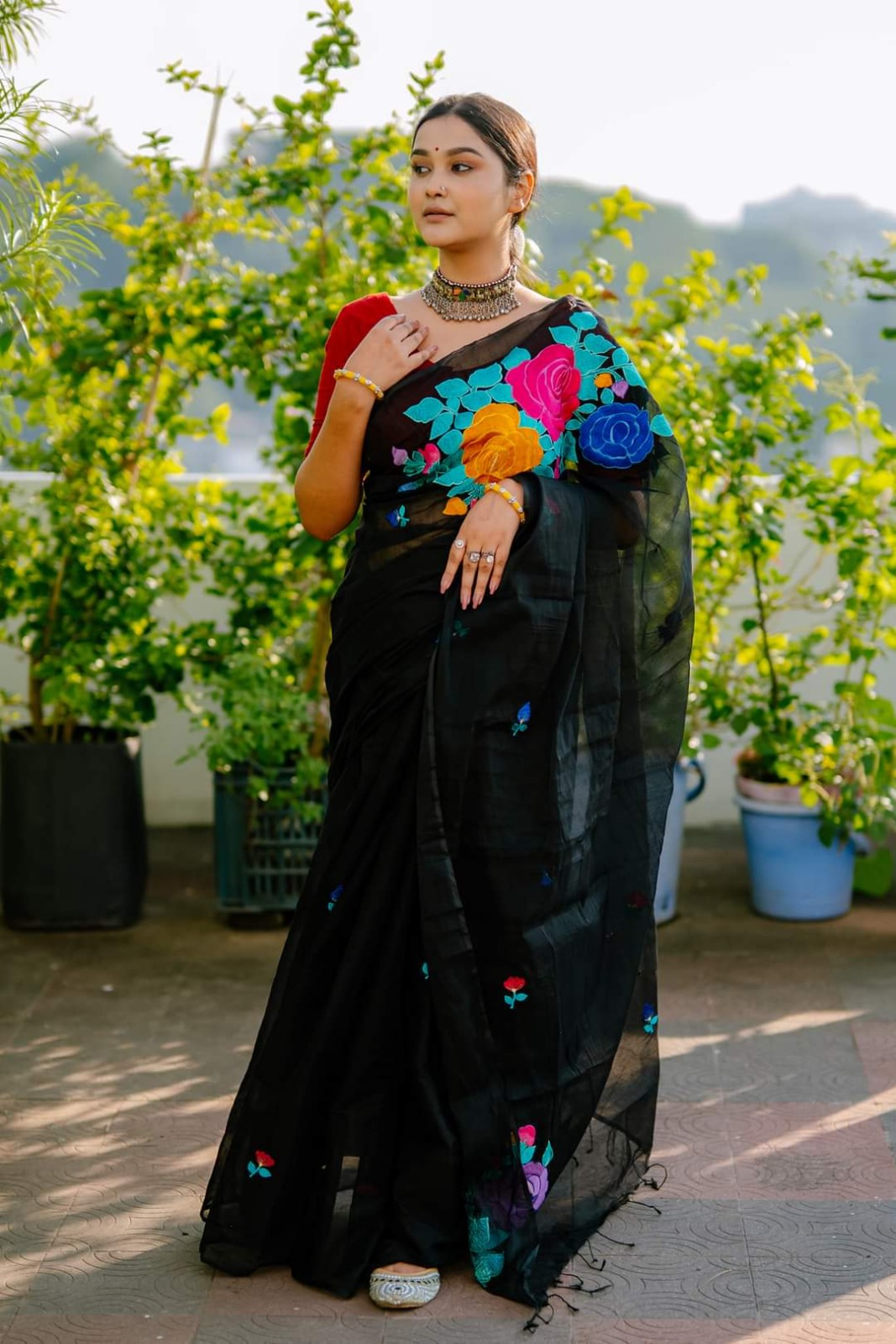 Women's Embroidered Half Silk Saree, 12 Haath, 4 Colours