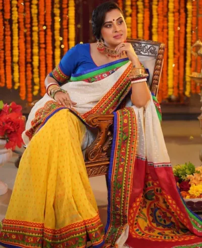 Boishakh Screen Print Saree with Tassel and Blouse Piece