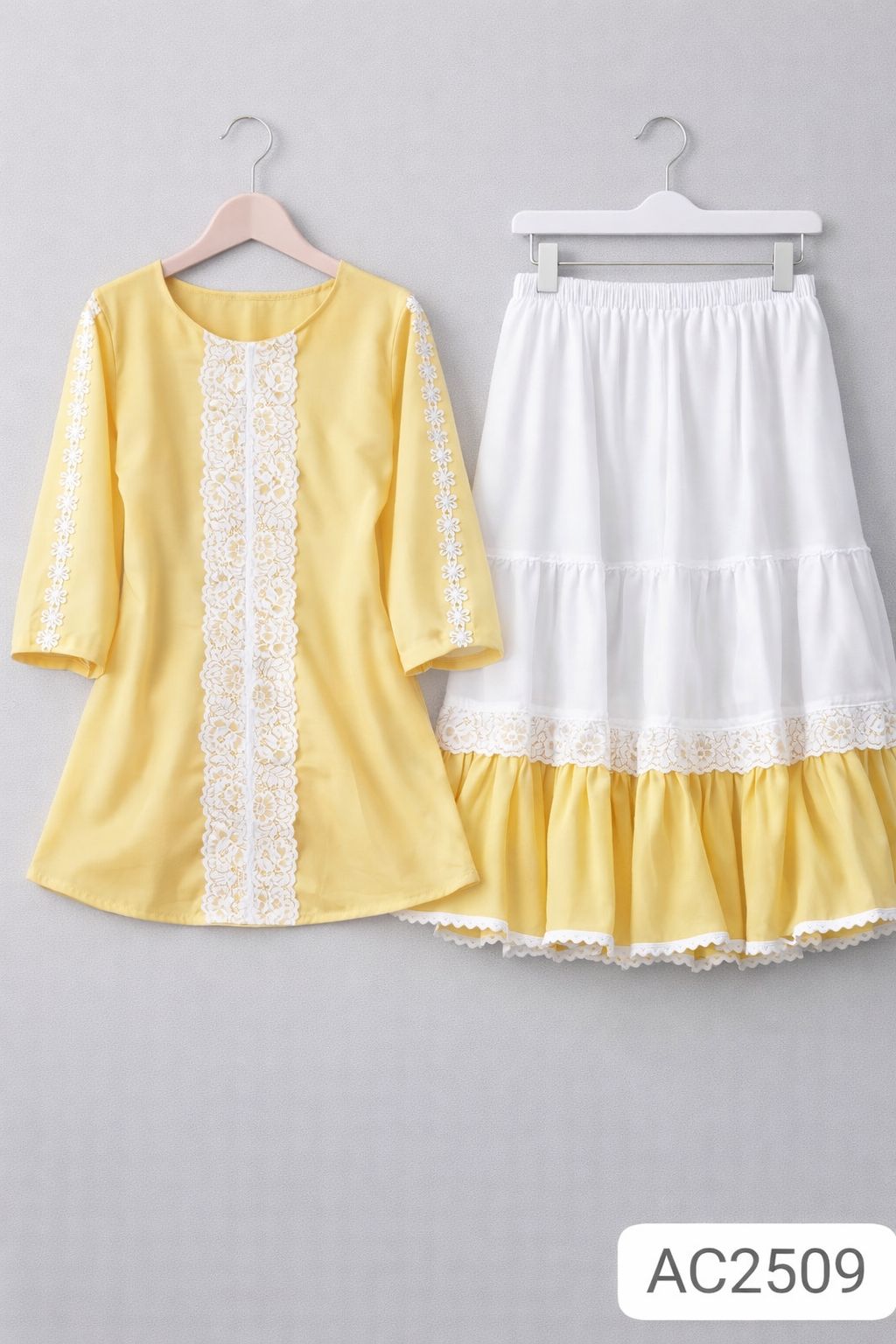Ladies' Cherry Georgette Tops and Skirt Set, 25 Inch Top