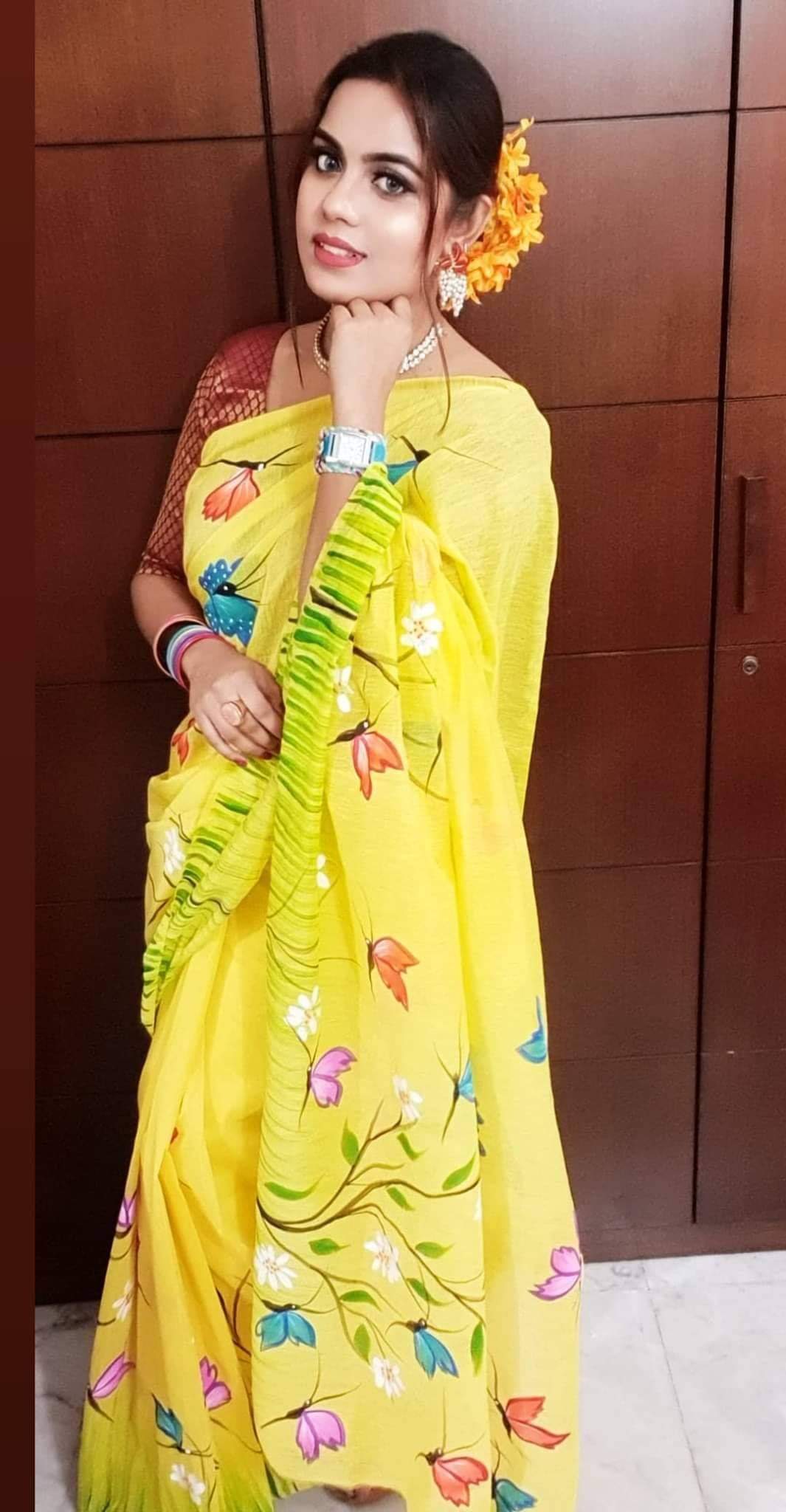 Women's Hand Painted Half Silk Saree, Comfortable in Any Season