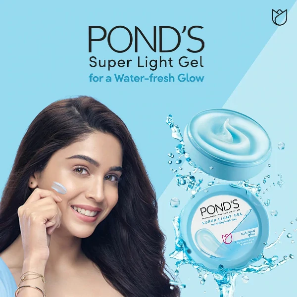 Pond’s Super Light Gel with Hyaluronic Acid + Vitamin E