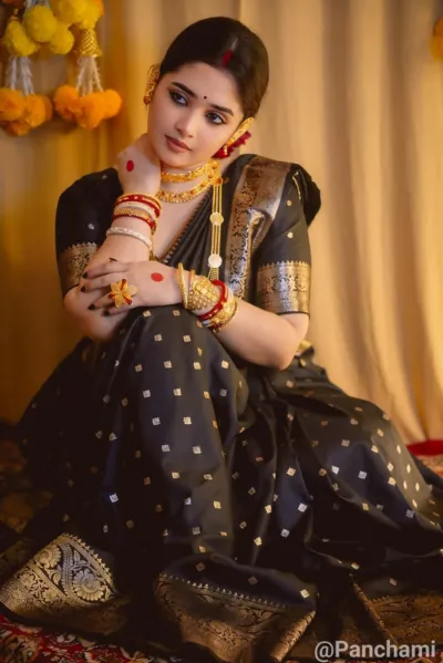 Dhupian Silk Saree with Afsan Screen Print, Blouse Piece Included