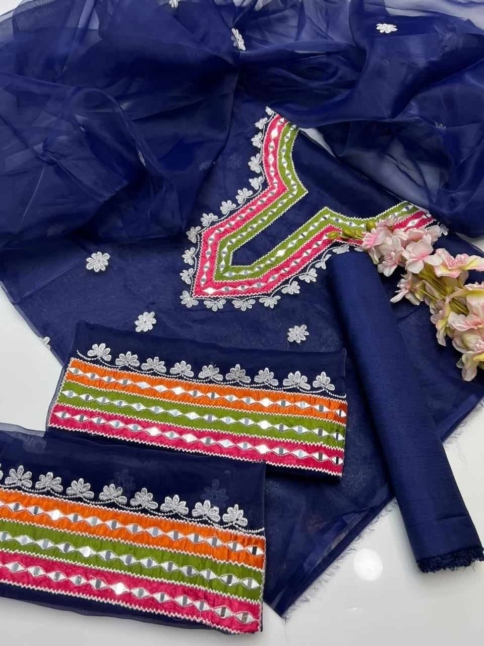 Women's Dollar and Embroidery Georgette Three Piece, Free Size to 48